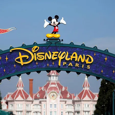 1 , Disneyland - Parking Gratuit - Maison Des Platanes * Meaux