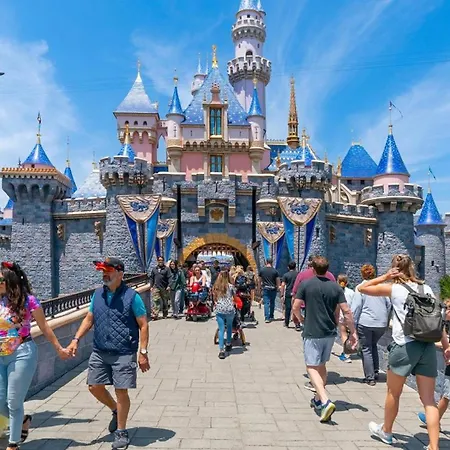 Platanes 1 - Proche Disneyland - Parking Gratuit - מלון דירות